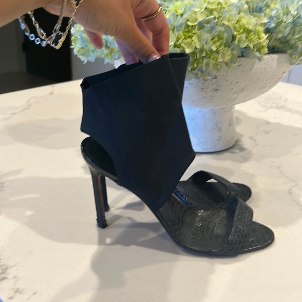 manolo blahnik heels